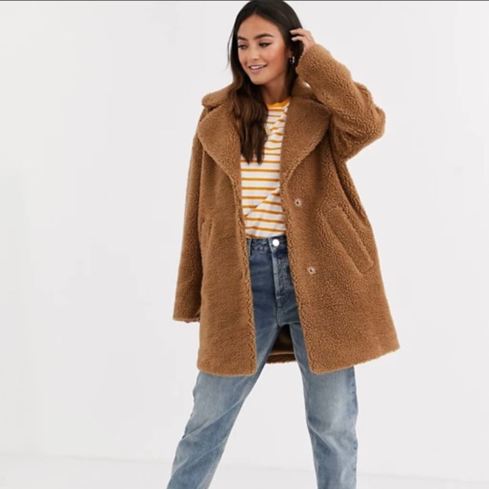 NWOT - Abercrombie and Fitch Teddy Coat